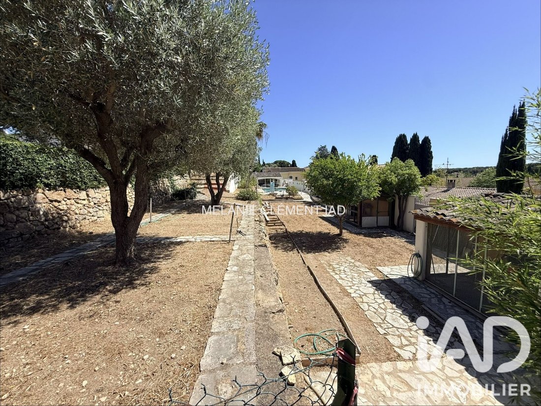 Land in Sanary-sur-Mer, Provence-Alpes-Côte d'Azur, France 4 - 18283493