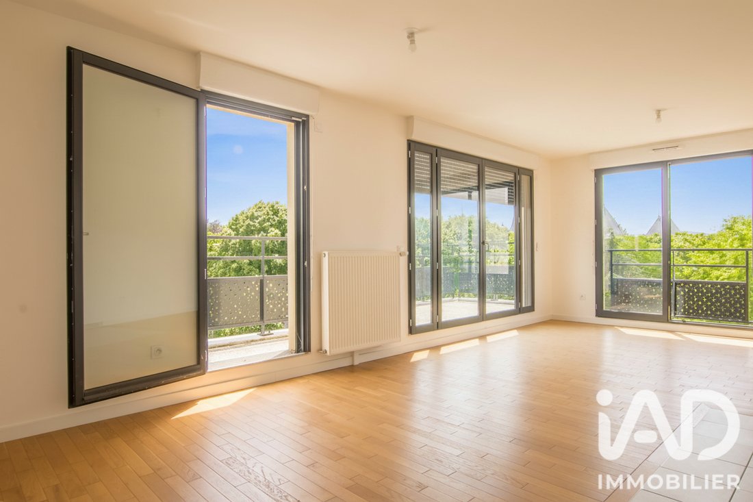Apartment in Lallier P. Hochart, L'Haÿ-les-Roses, France 3 - 18283209