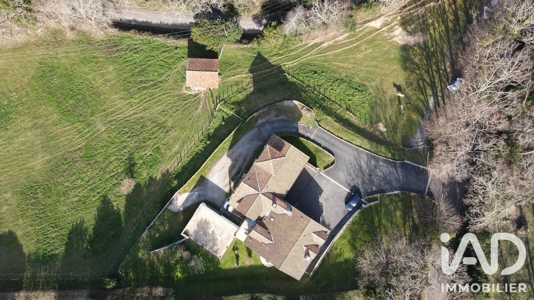 House in Mendi-Choko-Karrikatxar-Olhette, Urrugne, France 4 - 18281388
