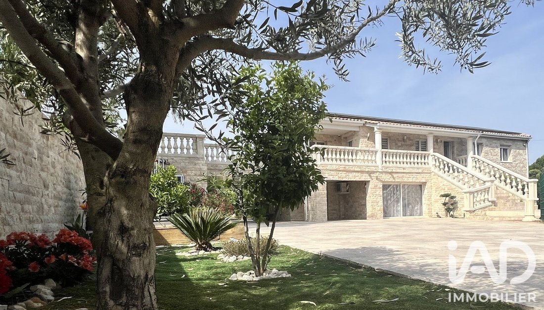 Casa en Centre Ville, Cuxac-d'Aude, Francia 1 - 18281259