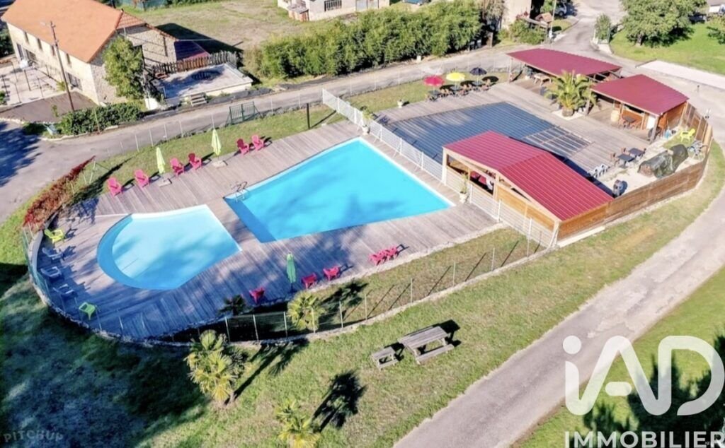 Saint-Chamarand, Occitania, France 1 - 17809563