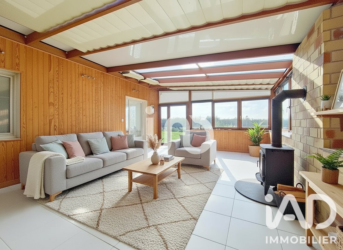 House in Saint-Jean-les-Deux-Jumeaux, Ile-de-France, France 1 - 16398220