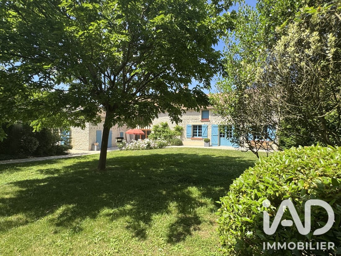 House in Houdan, Ile-de-France, France 4 - 18281084