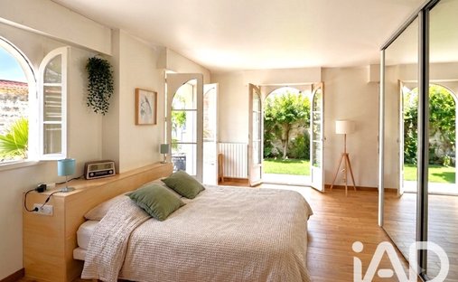 Apartment in Plaisance, La Garenne-Colombes, France 1