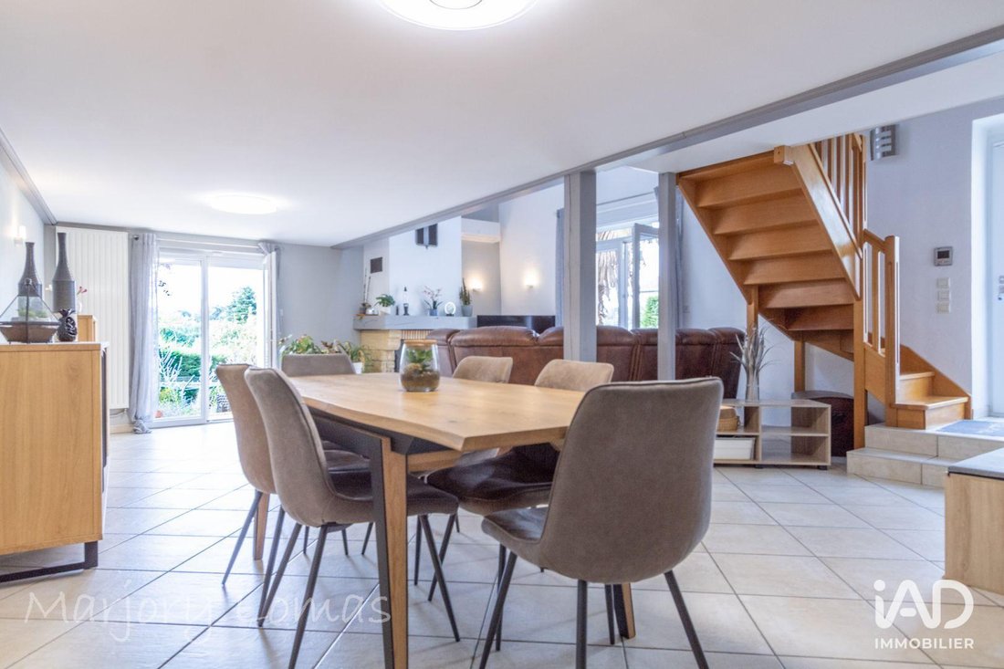 House in Charbonnieres-les-Bains, Auvergne-Rhône-Alpes, France 4 - 18283517