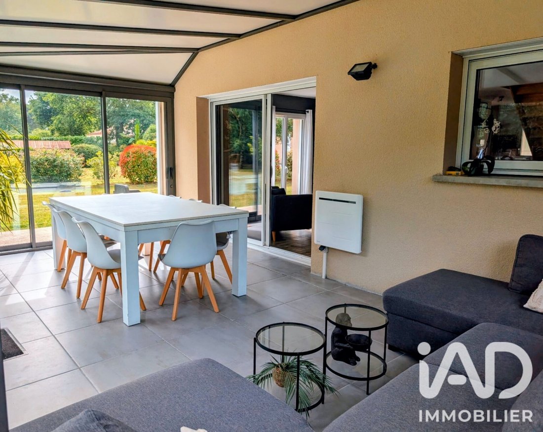 House in Pessac, Nouvelle-Aquitaine, France 1 - 18283256
