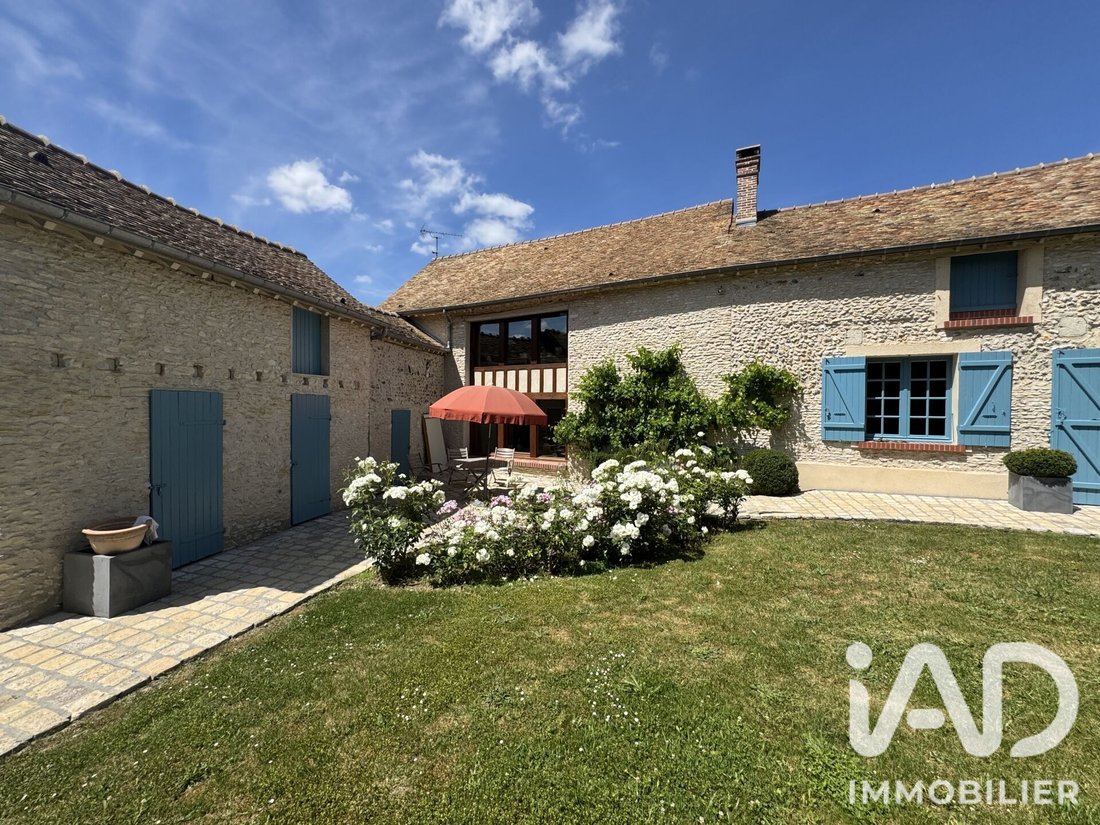 House in Houdan, Ile-de-France, France 2 - 18281084