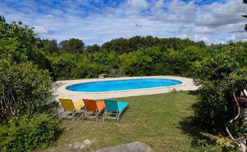 House in Barnoins-Village, Les Pennes-Mirabeau, France 1