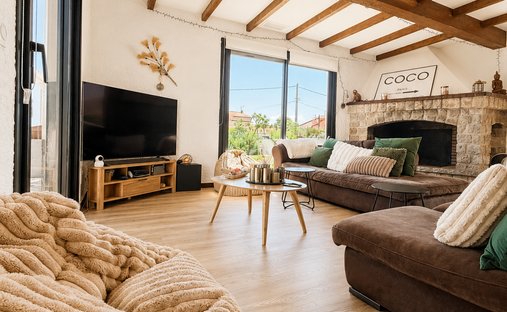 House in Centre Ville, Saint-Laurent-de-la-Salanque, France 1