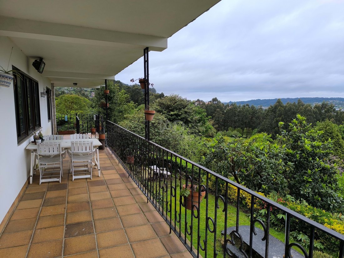 Chalet in Pontedeume, Galicia, Spain 3 - 18279344