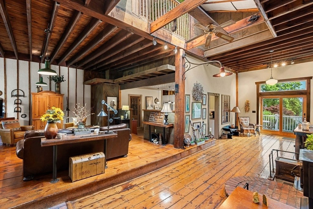 House in Nahant, Massachusetts, United States 2 - 18279455