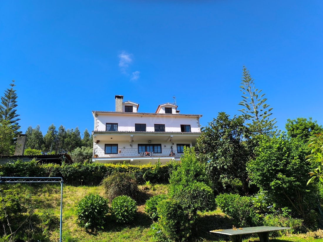 Chalet in Pontedeume, Galicia, Spain 1 - 18279344