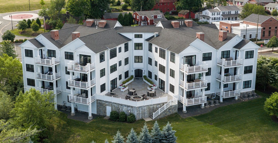 Condo in Farmington, Connecticut, United States 1 - 18279016