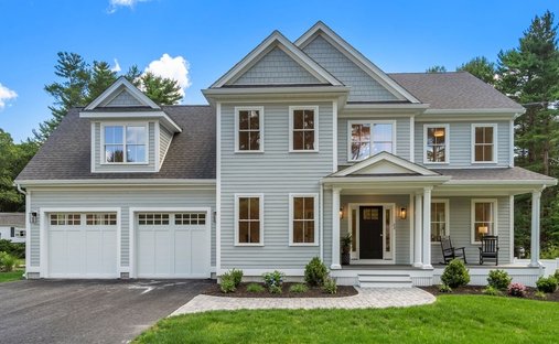 House in Medfield, Massachusetts, United States 1