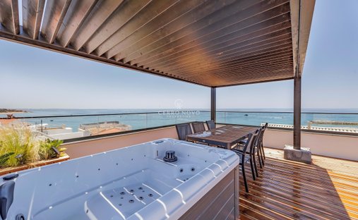 Townhouse in Olhos de Agua, Algarve, Portugal 1