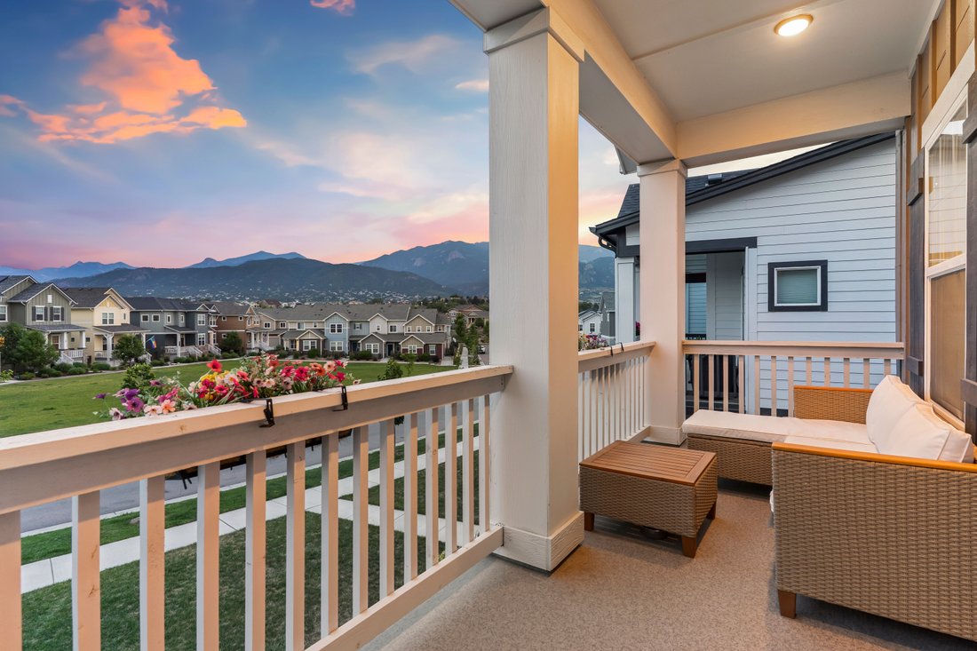 Colorado Springs, Colorado, United States 5 - 18279010
