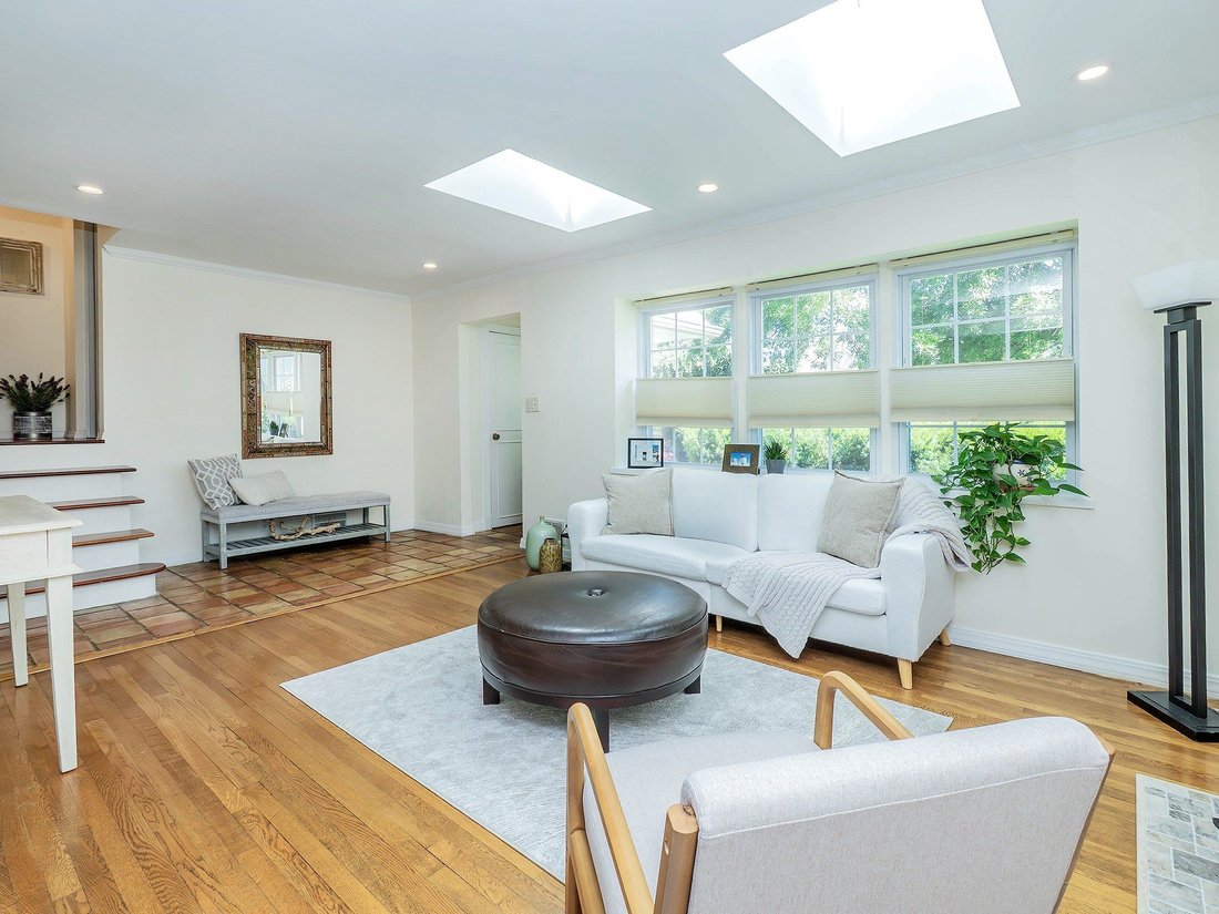 House in Port Washington, New York, United States 3 - 18272800