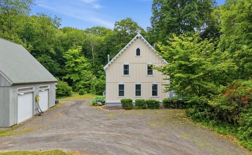 House in East Haddam, Connecticut, United States 1