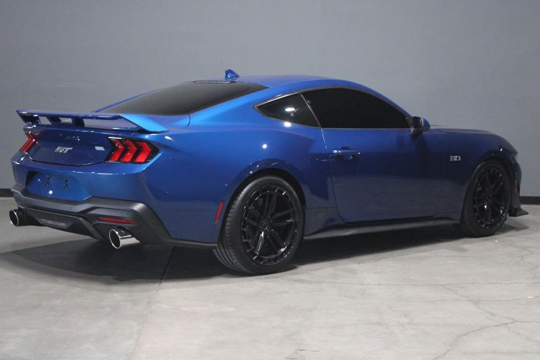 Coupe in Phoenix, AZ, United States 4 - 18279053