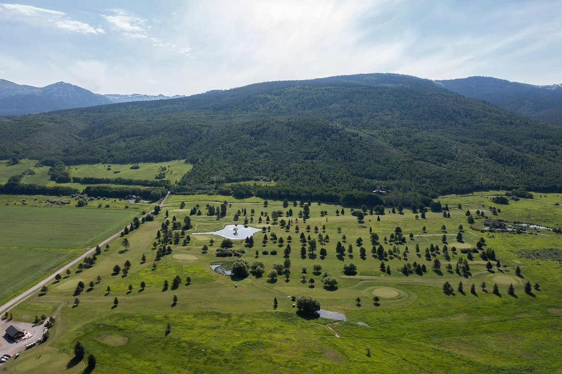 Terrain à Alta, Wyoming, États-Unis 1 - 18279008