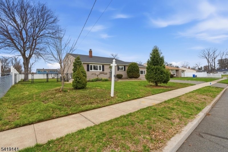 House in South Plainfield, New Jersey, United States 3 - 18279531
