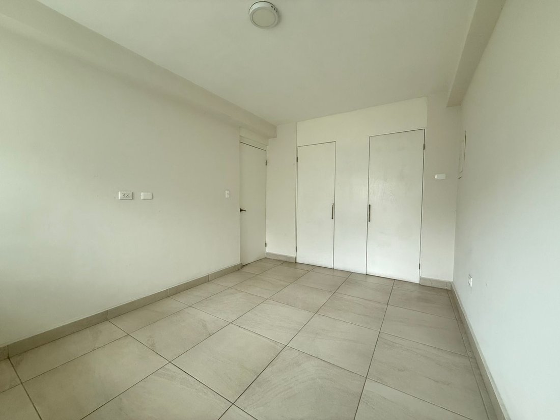 Apartment in Monterrey, Nuevo Leon, Mexico 4 - 18279689