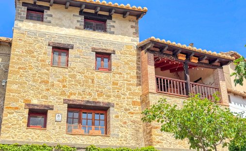 Casa de Campo en Rubielos de Mora, Aragón, España 1