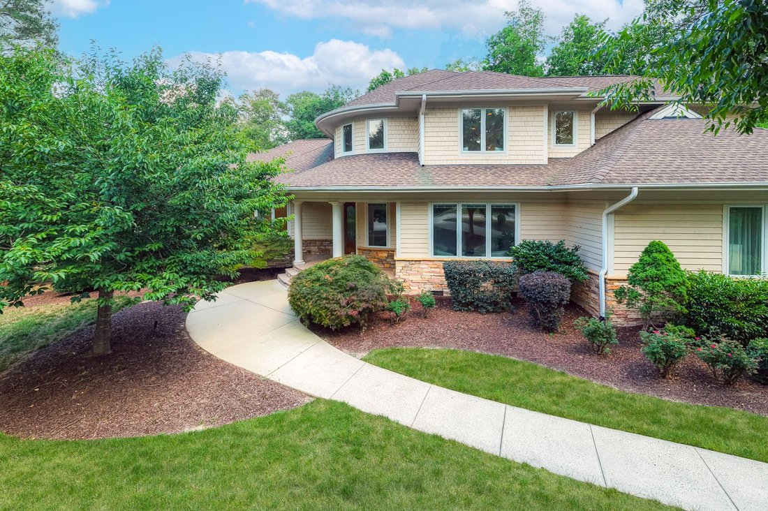 House in Chapel Hill, North Carolina, United States 2 - 18279004