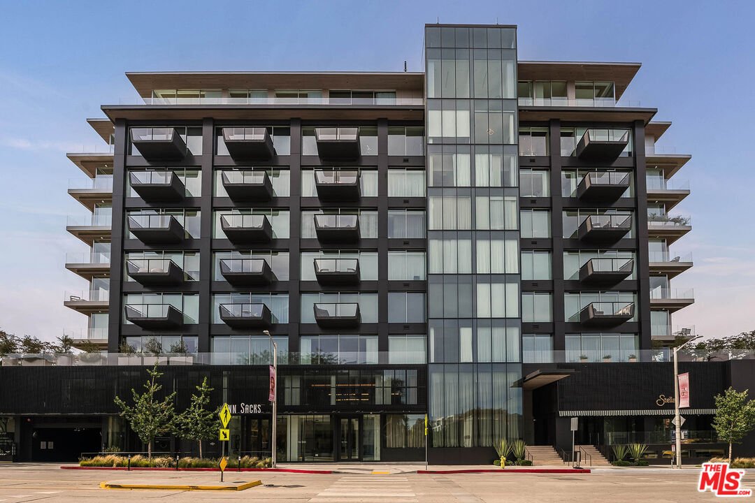 Condo in Los Angeles, California, United States 2 - 18279458