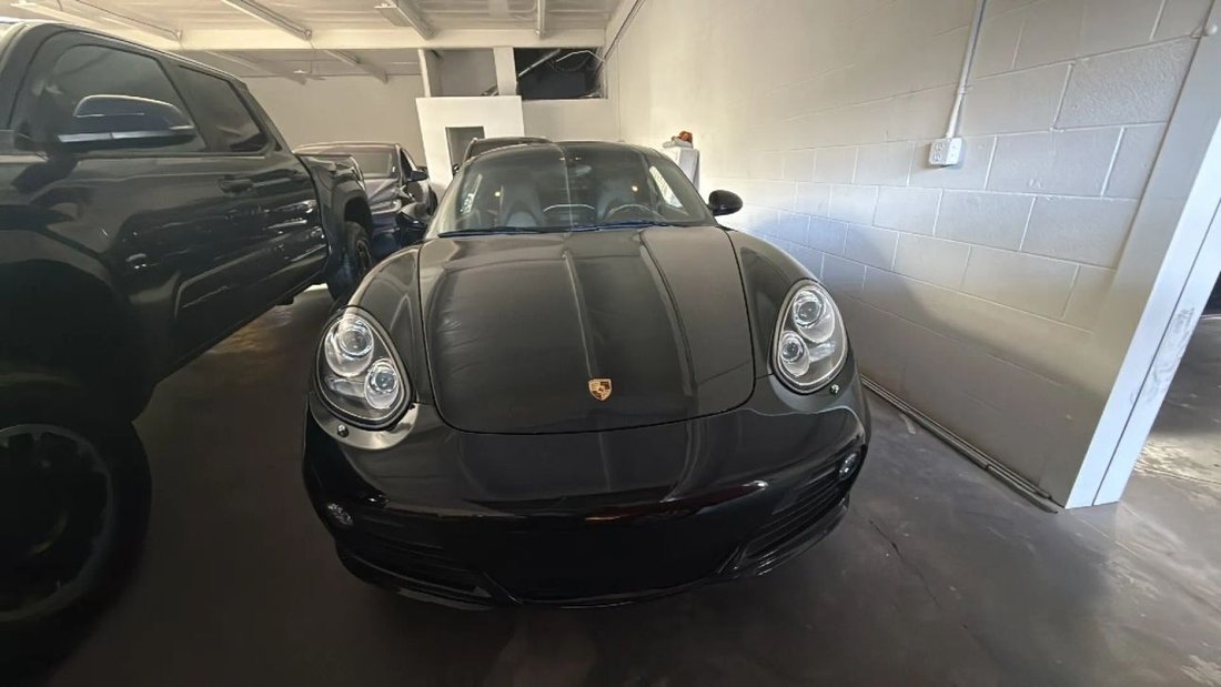 Coupe in Placentia, CA, United States 1 - 18279118