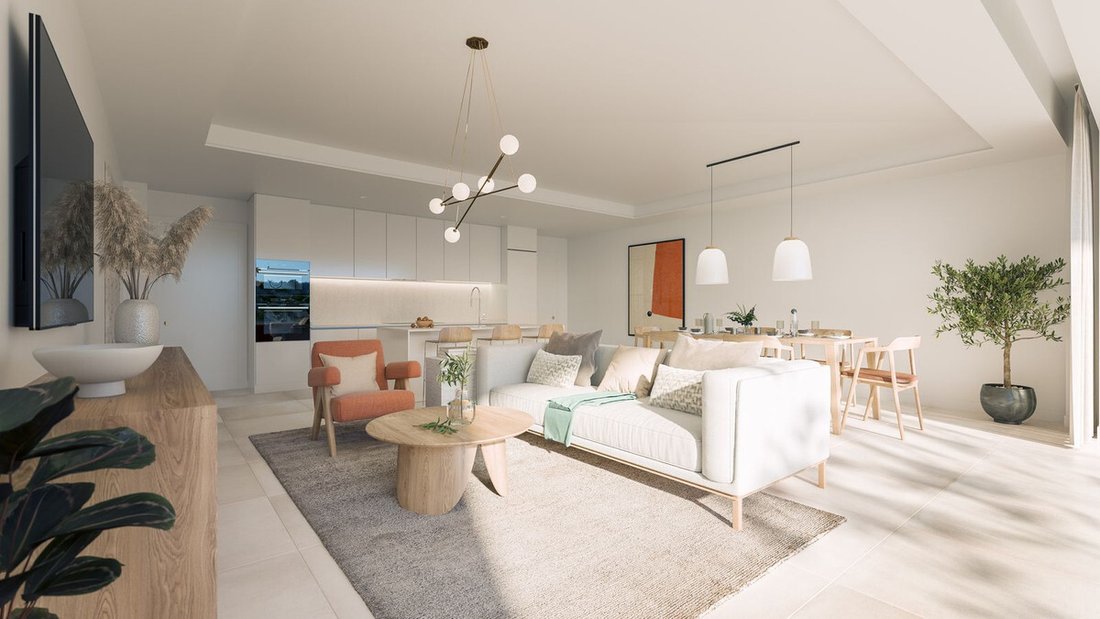 Townhouse in Puerto de la Torre, Malaga, Spain 3 - 18283546