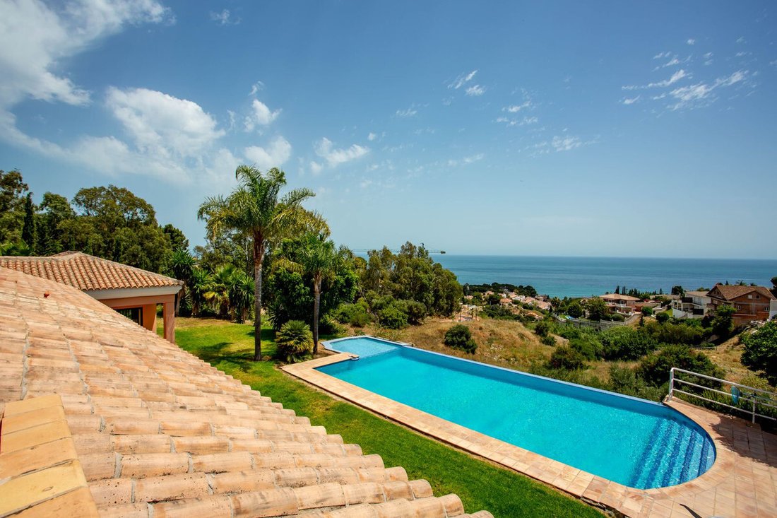 Villa in Benalmadena, Andalusia, Spain 1 - 18279473