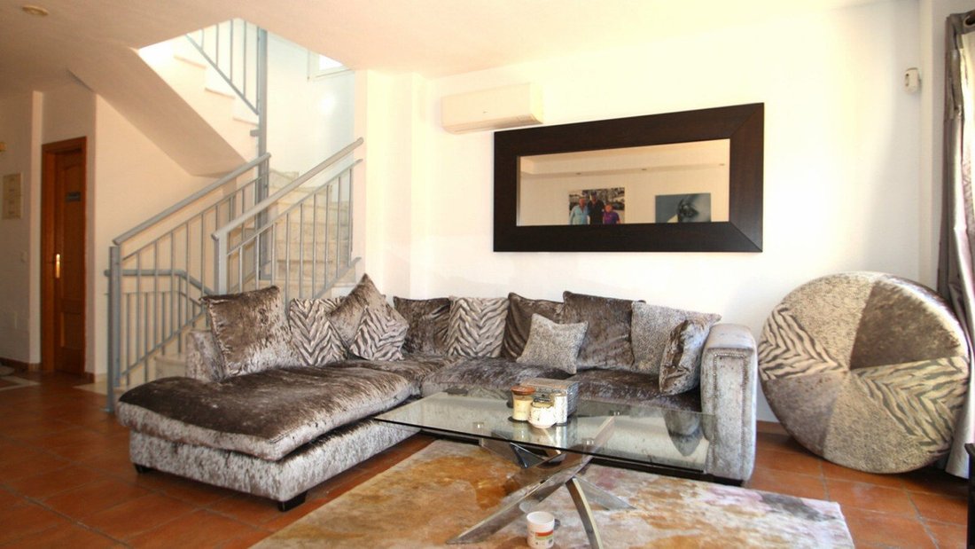 Villa in Fuengirola, Andalusia, Spain 5 - 18279326