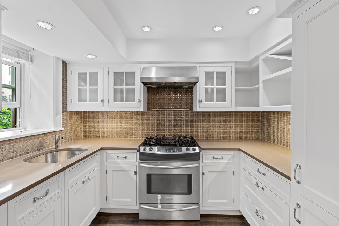Condo in Cambridge, Massachusetts, United States 3 - 18279007