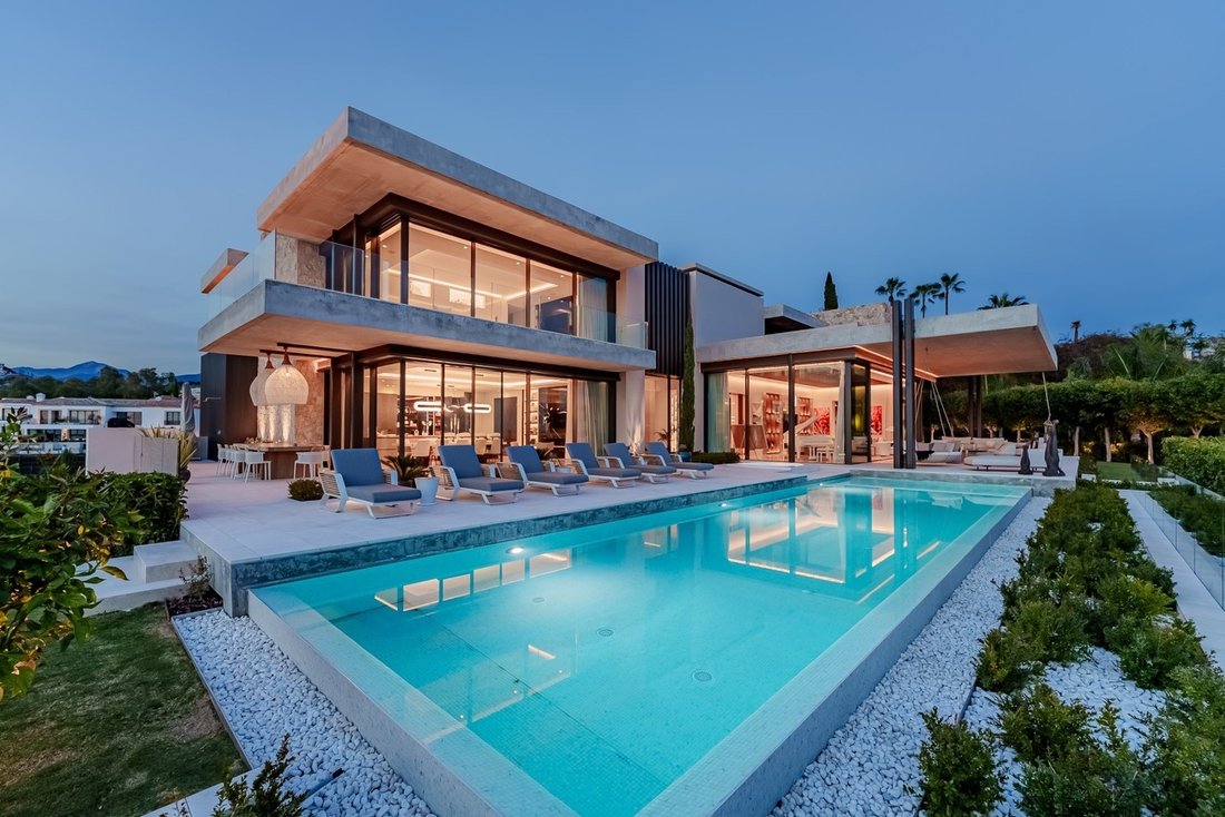 Villa in Benahavis, Andalusia, Spain 4 - 18279496