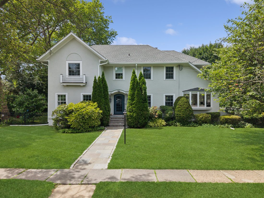 House in Village of Pelham, New York, United States 2 - 18279370