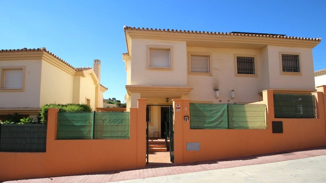 Villa in Fuengirola, Andalusia, Spain 2 - 18279326