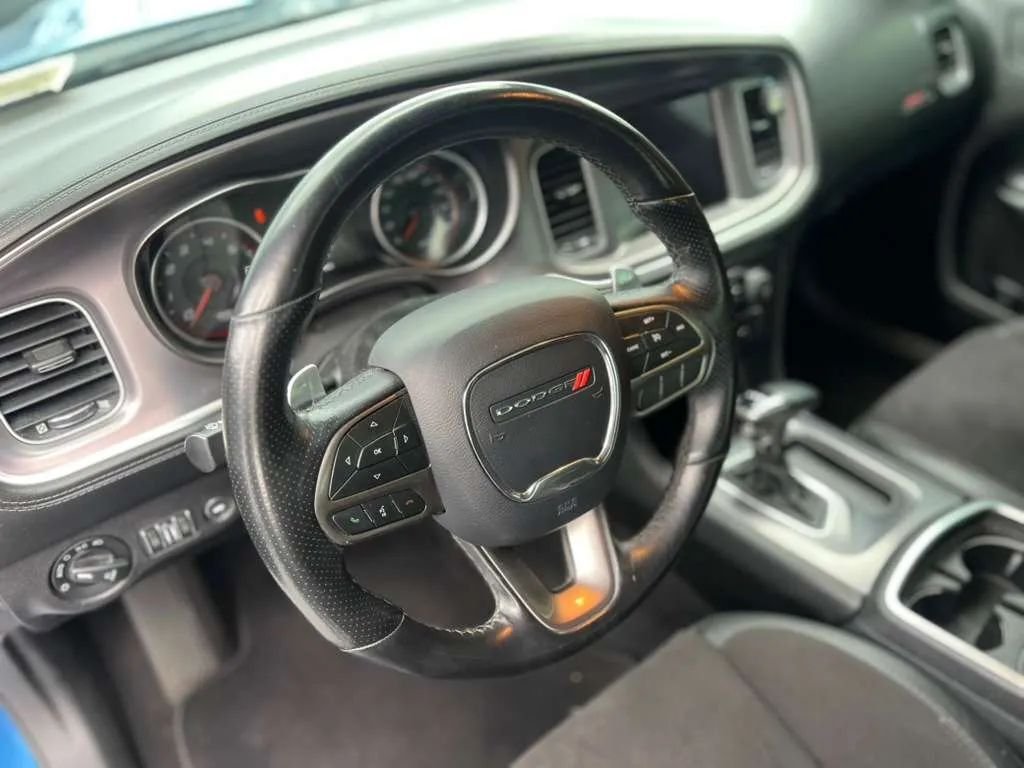 Sedan in Orlando, FL, United States 5 - 18279112