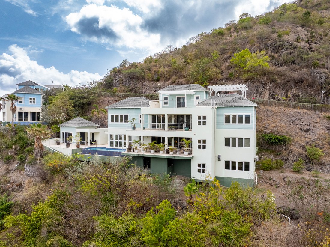 Villa in Kittian Village, Saint George Basseterre Parish, Saint Kitts and Nevis 1 - 18279620