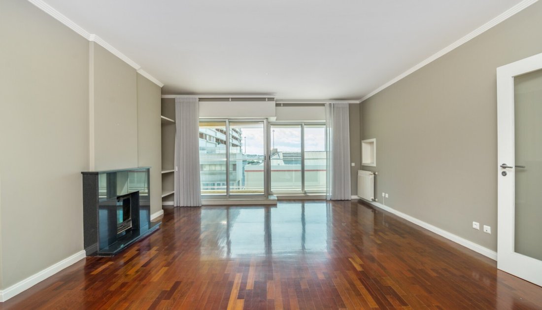Apartment in Matosinhos e Leca da Palmeira, Porto District, Portugal 5 - 18282220