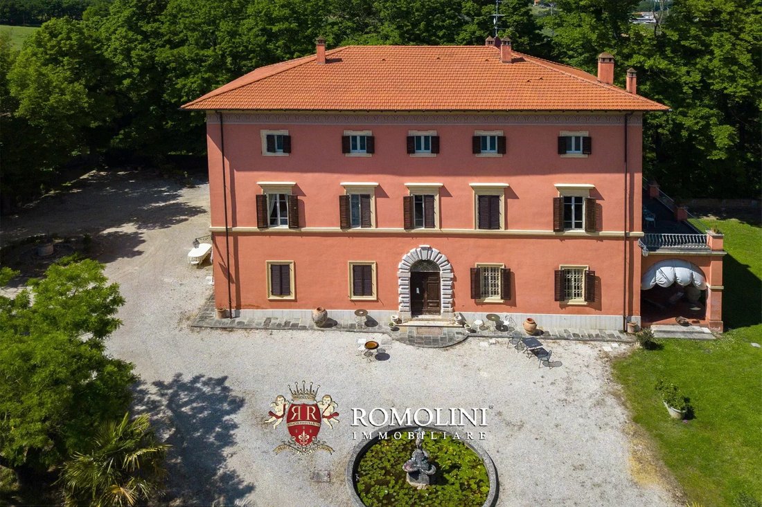 Estate in Castle of the Plain - Pila, Perugia, Umbria 4 - 15664897