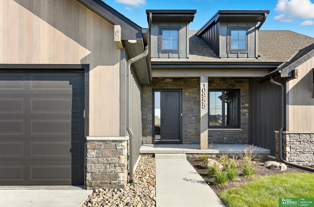 House in Papillion, Nebraska, United States 3 - 18272912