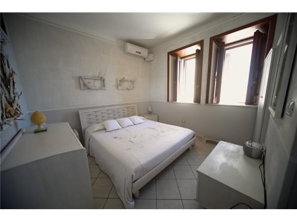Saint Lucia, Fontane Bianche, Sicily 4 - 18286827