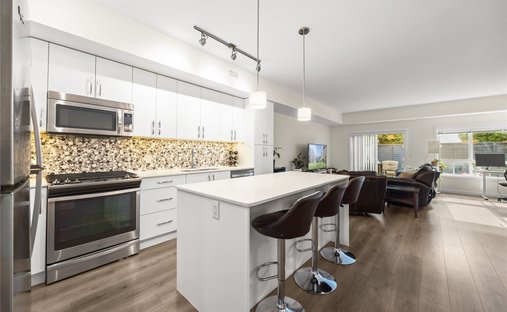 House in Kelowna, British Columbia, Canada 1