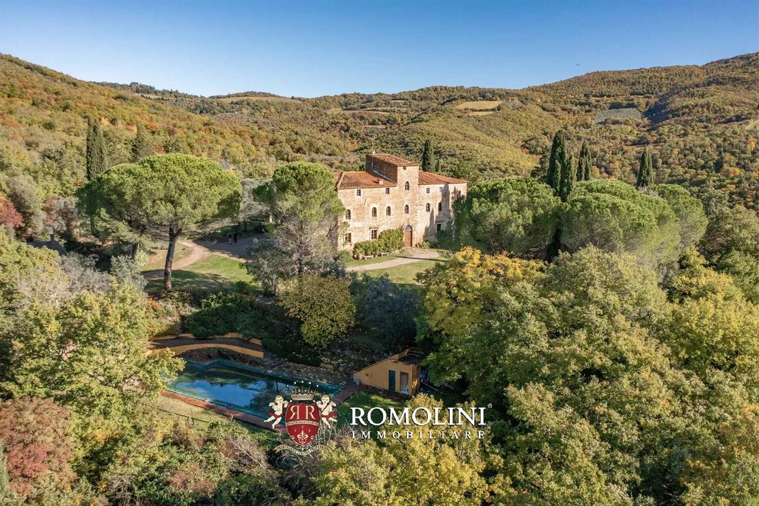 House in Giovi-Puglia-Catona, Arezzo, Tuscany 3 - 15663521