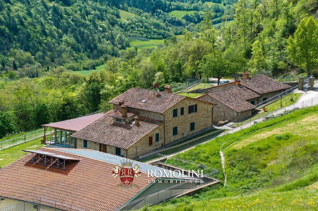 Estate in Sansepolcro, Tuscany, Italy 3 - 15665171