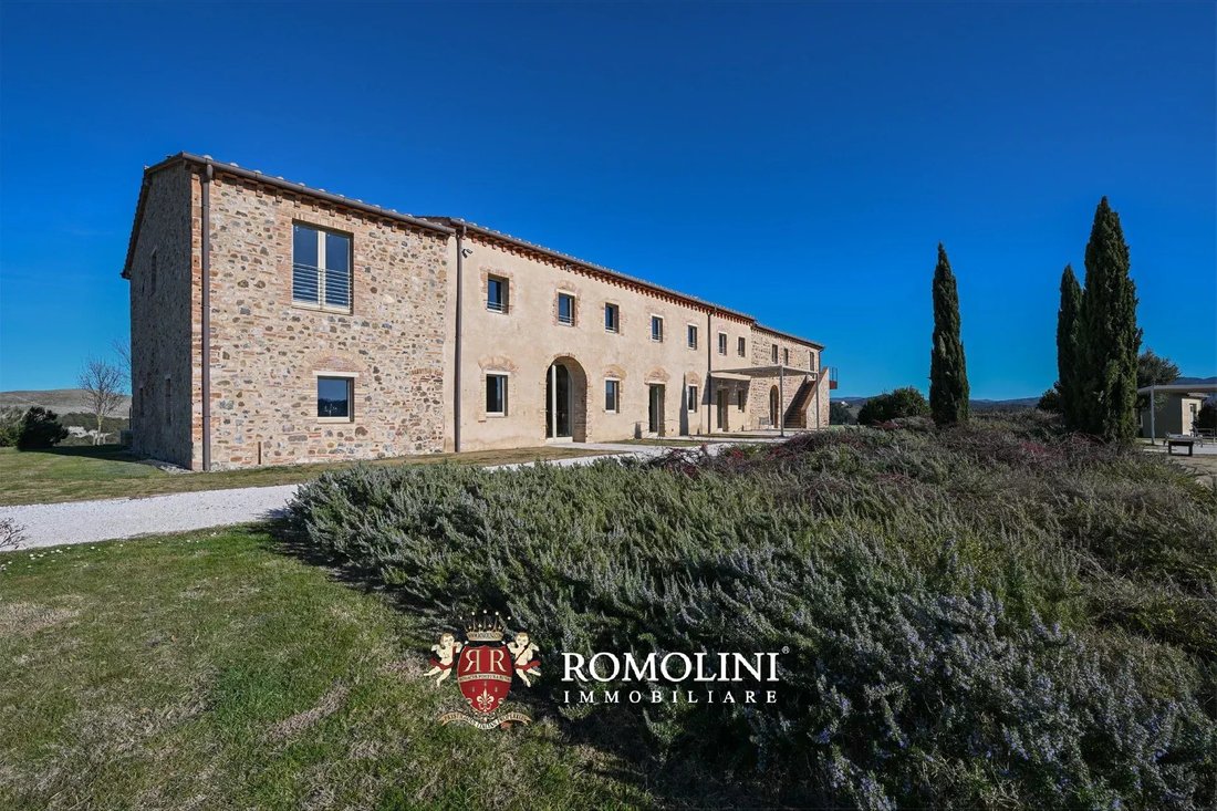 Villa in Volterra, Tuscany, Italy 5 - 15663540