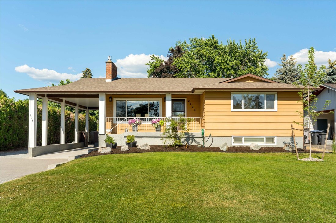 House in Kelowna, British Columbia, Canada 1 - 18289203