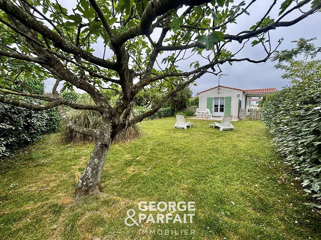 House in Sainte-Marie-de-Ré, Nouvelle-Aquitaine, France 1 - 18290935