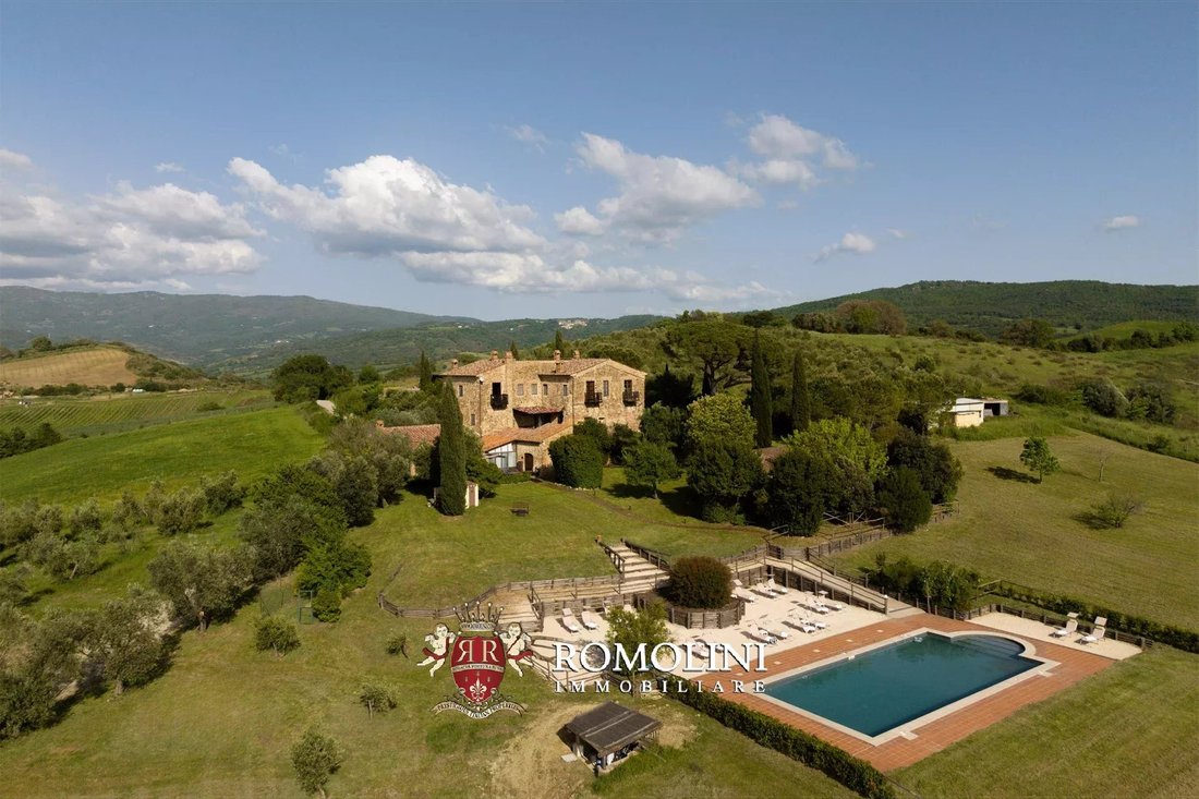 Villa in Roccalbegna, Tuscany, Italy 3 - 15665298